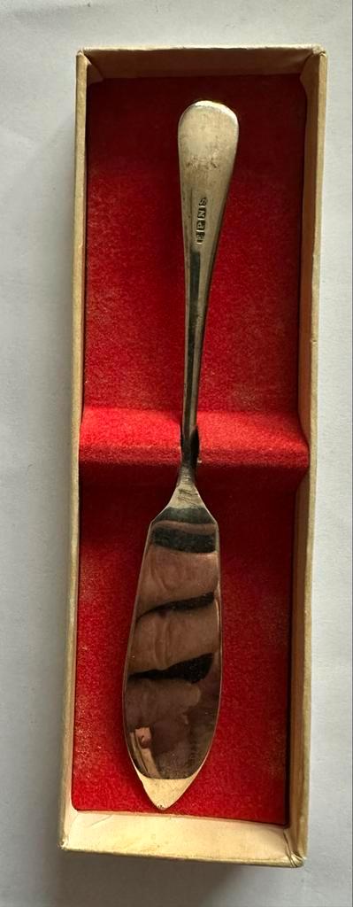 Verzilverd botermesje EPNS - Vintage, Antiek en Kunst, Antiek | Bestek, Ophalen of Verzenden