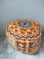 Round pouffe, Huis en Inrichting, Ophalen, Boho, Ethnic, Rond, Nieuw