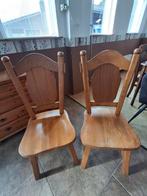 2 stevige houten keukenstoelen, Ophalen, Gebruikt, Bruin