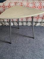 Vintage/retro formica driehoektafeltje, Ophalen, Huis en Inrichting