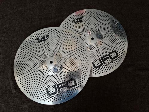 UFO Low Volume bekkens & Remo Silentstroke vellen, Muziek en Instrumenten, Instrumenten | Onderdelen, Zo goed als nieuw, Drums of Percussie
