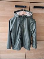 Leger groene gevoerde regenjas van de Hema maat 146-152, Kinderen en Baby's, Ophalen of Verzenden, Zo goed als nieuw, Jongen of Meisje