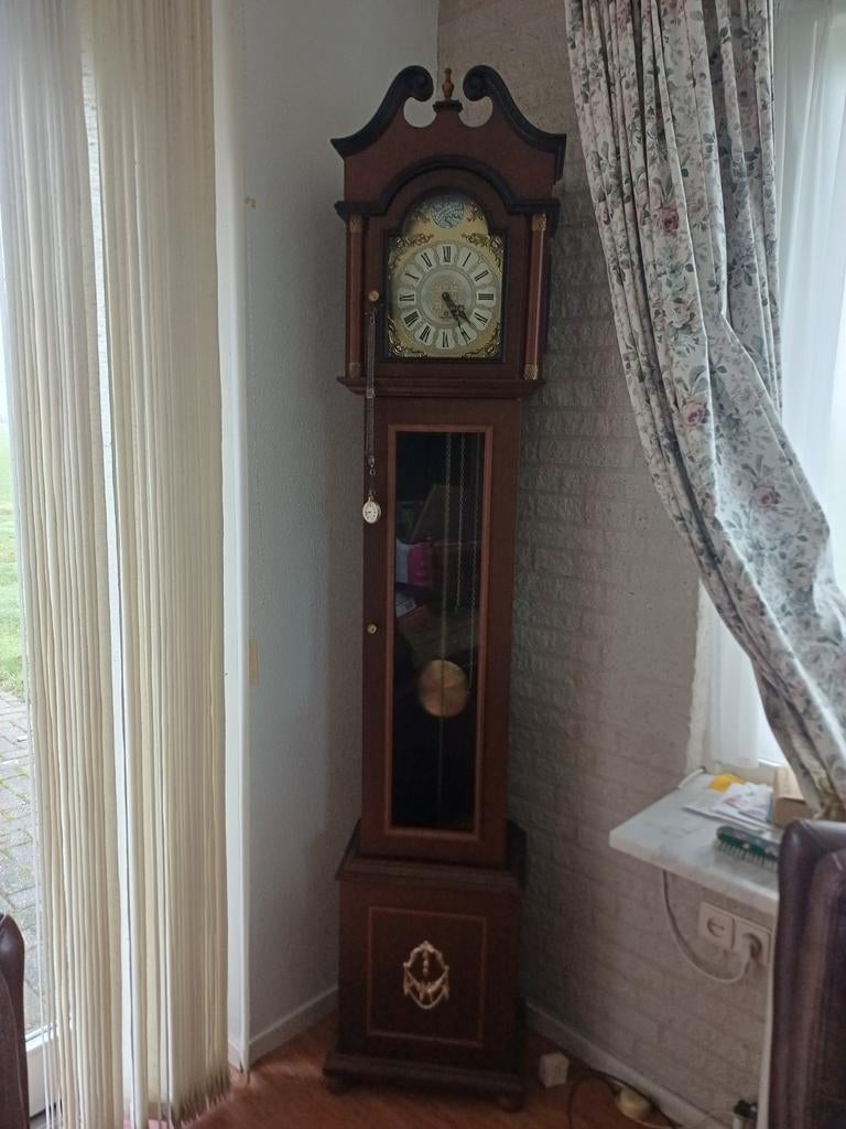 Mooie staande klok in perfecte staat, Ophalen