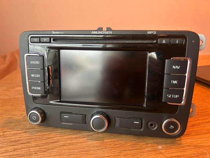 Skoda RNS 310 autoradio / navigatie – Superb 2015, Auto diversen, Autoradio's, Gebruikt, Ophalen
