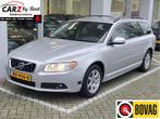 Volvo V70 2.0F MOMENTUM Leder | Cruise | Stoelverwarming | N, Te koop, Zilver of Grijs, Geïmporteerd, Benzine