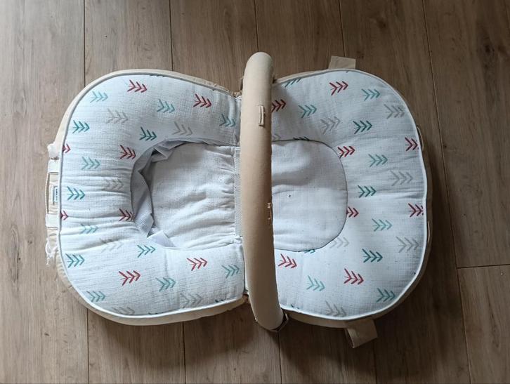 Baby Nestje & Zitje in Één!, Kinderen en Baby's, Babywiegjes en Ledikanten, Zo goed als nieuw, Overige typen, Ophalen of Verzenden