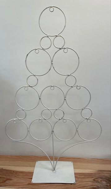 Kerstboom standaard metaal wit beschikbaar voor biedingen
