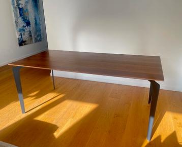 Eettafel 90x180 cm beschikbaar voor biedingen