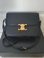Celine Triomphe schoudertas, Sieraden, Tassen en Uiterlijk, Tassen | Schoudertassen, Ophalen of Verzenden, Zo goed als nieuw, Zwart