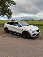 Renault Arkana 1.6 E-tech Hybrid 145pk Aut 2022, Auto's, Renault, Lichtsensor, 74 €/maand, 4 cilinders, Wit