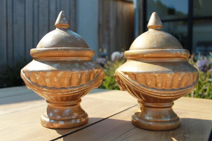 Set van 2 decoratieve goudkleurige sierpotten, Huis en Inrichting, Woonaccessoires | Overige, Zo goed als nieuw, Ophalen of Verzenden