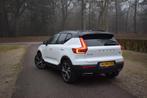 Volvo XC40 T5 R-Design / H&K Audio /360 /trekhaak, Auto's, Volvo, Automaat, 1800 kg, Zwart, 1712 kg