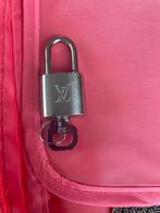 Origineel lock padlock Slotje sleutel van Louis vuitton LV, Ophalen, Zo goed als nieuw
