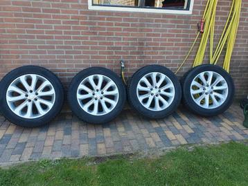 Banden en velgen pirelli 255 55 R20 beschikbaar voor biedingen