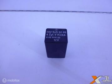 W124 RELAIS KICKDOWN A0025453205 beschikbaar voor biedingen