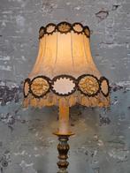 Grote beige lampenkap met barok details en franjes, Ophalen, Gebruikt, 25 tot 50 cm, Rond