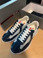 Prada Sneakers - Nieuwstaat, Ophalen of Verzenden, Zo goed als nieuw, Blauw, Sneakers of Gympen