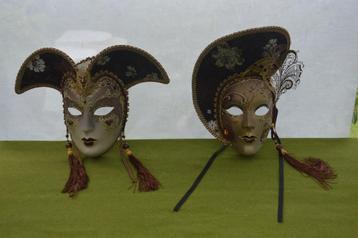 2 gedetailleerde handgemaakt Venetiaanse maskers man + vrouw beschikbaar voor biedingen