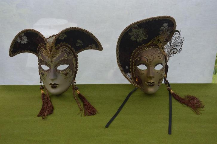 2 gedetailleerde handgemaakt Venetiaanse maskers man + vrouw, Hobby en Vrije tijd, Kostuums, Theaterbenodigdheden en LARP, Nieuw