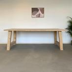 Eiken boomstamtafel ''Stijn'' (inclusief eiken A-poten), Eikenhout, Boomstam / Robuust, Vijf personen of meer, Rechthoekig