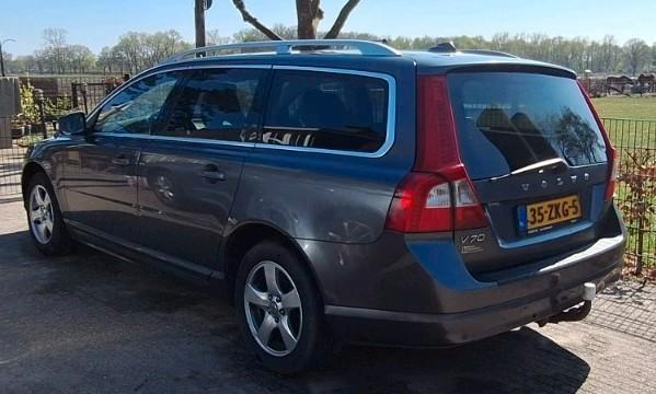 Volvo V70 2.4 D 120KW AUT 2007 Grijs, Auto's, Volvo, Particulier, V70, Diesel, D, Stationwagon, Automaat, Geïmporteerd, Zilver of Grijs