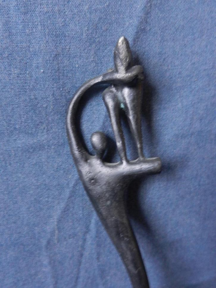 Verbronsd sculptuur Moeder m kinderen Corry Ammerlaan h19,3, Antiek en Kunst, Kunst | Beelden en Houtsnijwerken, Ophalen of Verzenden