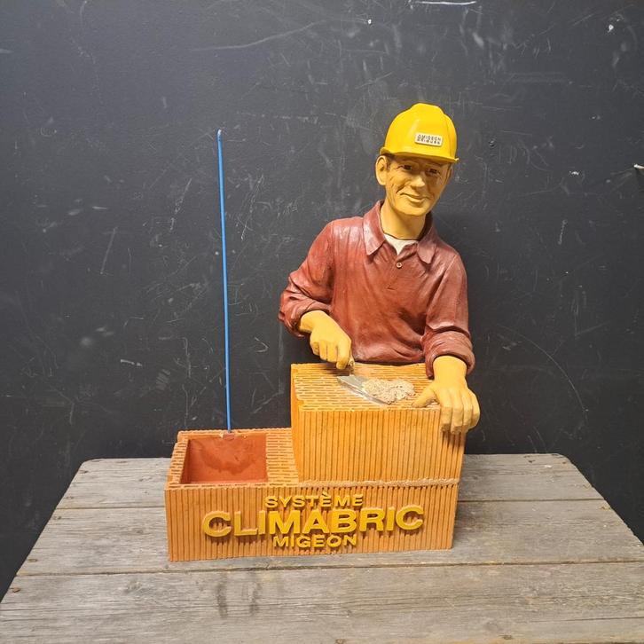 Metselwerk stenen Climabric beeldje, Verzamelen, Beelden en Beeldjes, Zo goed als nieuw, Mens, Ophalen