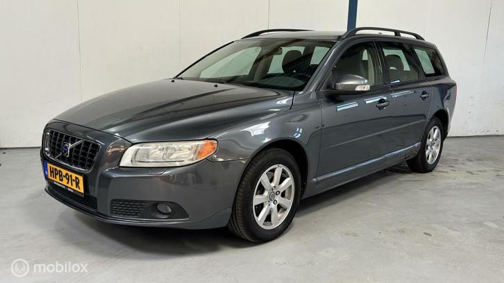 Volvo V70 2.5T Momentum AUTOMAAT / LEER, Auto's, Volvo, Bedrijf, Te koop, V70, ABS, Airbags, Airconditioning, Alarm, Boordcomputer
