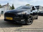 Ford FOCUS Wagon 1.5 ST-LINE NAVI/PDC/CLIMA/TREKHAAK, 65 €/maand, Stof, Euro 6, 4 cilinders