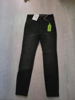 Leuke spijkerbroek maat 140, Ophalen of Verzenden, Zo goed als nieuw, Meisje, Broek