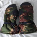1X PAAR CAMOUFLAGE WINTER HANDSCHOENEN, Ophalen of Verzenden, Landmacht, Nederland, Kleding of Schoenen