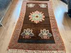 Handgeknoopt vintage Marokkaans tapijt – ca. 255 x 141 cm, Gebruikt, 1053ML, Amsterdam, 100 tot 150 cm, Info@bababoho.com