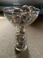 Kerstballen met glazen vaas en verlichting, Ophalen, Zo goed als nieuw