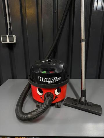 Henry next numatic stofzuiger beschikbaar voor biedingen