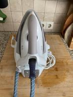 tefal stoomstrijkijzer plus leifheit strijkplank, Ophalen, Zo goed als nieuw, Strijkijzer met snoer