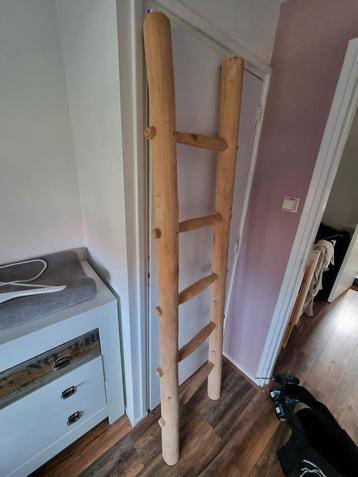 Houten Sierladder - Kinderkamer Decoratie beschikbaar voor biedingen