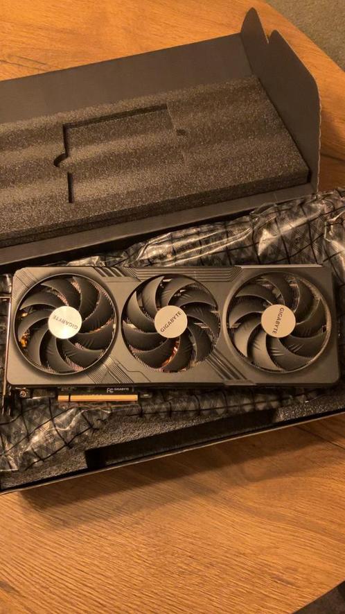 AMD Radeon RX 7900 XTX Gigabyte Gaming OC 24GB videokaart, Computers en Software, Videokaarten, Zo goed als nieuw, PCI-Express 4.0