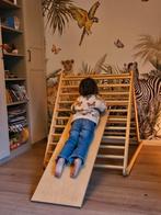 Houten inklapbaar Klimrek met Glijbaan, Ophalen, Zo goed als nieuw, Klimnet