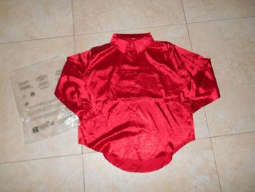 Nieuwe zijden rode blouse Maat S beschikbaar voor biedingen