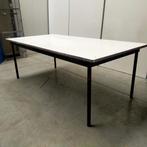 Zeer degelijke werkbank / tafel - 78x210x105 cm, Gebruikt
