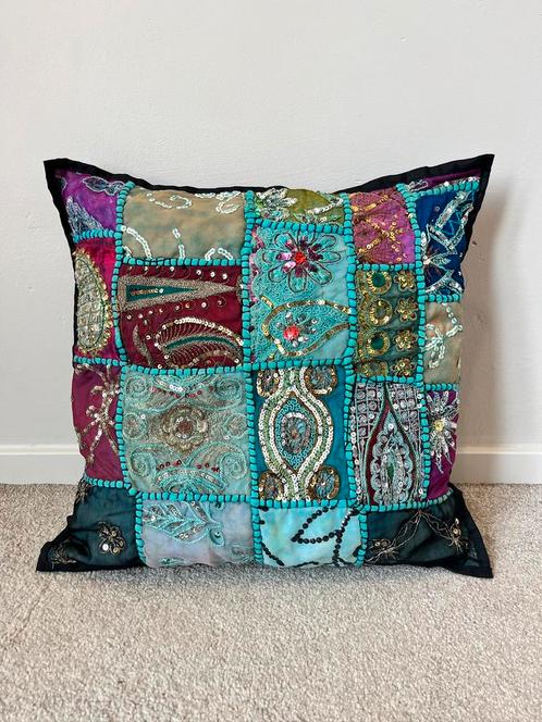 Prachtig patchwork kussen, 42x43cm. India bohemian Ibiza, Huis en Inrichting, Woonaccessoires | Kussens, Gebruikt, Blauw, Vierkant