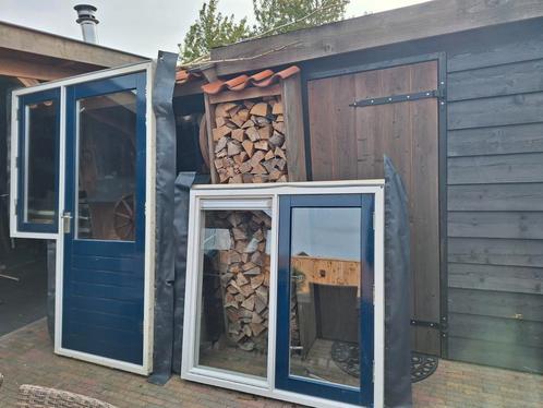 Hardhouten kozijnen, Doe-het-zelf en Verbouw, Kozijnen en Schuifpuien, Zo goed als nieuw, Raamkozijn, Hout, 75 tot 150 cm, Ophalen