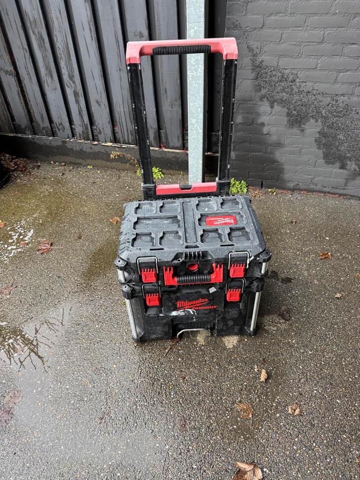 Milwaukee Packout Gereedschapskist met Trolley, Doe-het-zelf en Verbouw, Gereedschapskisten, Gebruikt, Ophalen