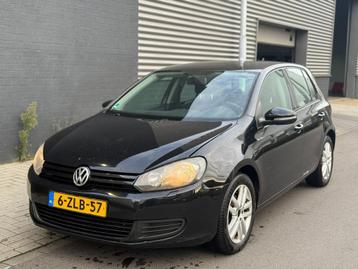 Volkswagen Golf 1.6 TDI 77KW 5D DSG 2011 Zwart beschikbaar voor biedingen