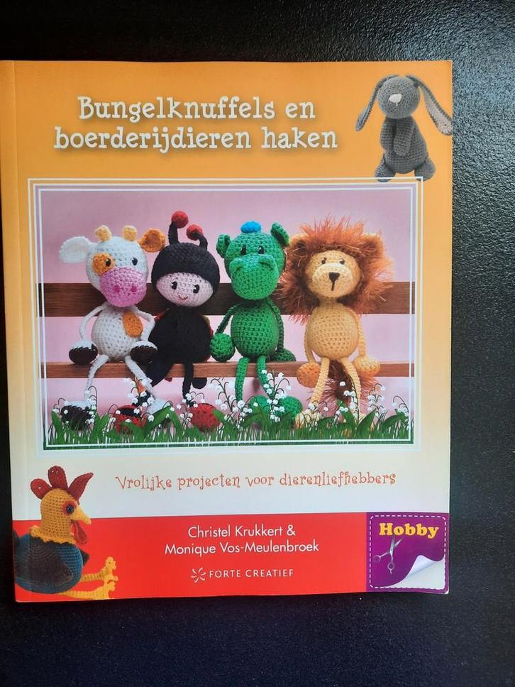 Bungelknuffels en boerderijdieren haken . Christel Krukkert, Boeken, Hobby en Vrije tijd, Zo goed als nieuw, Breien en Haken, Ophalen of Verzenden