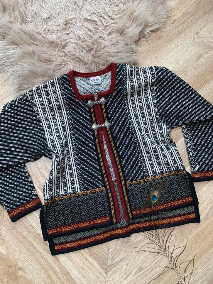 ODA of Norway wollen vest S M bohemian wool cardigan, Kleding | Dames, Truien en Vesten, Zo goed als nieuw, Maat 36 (S), Zwart
