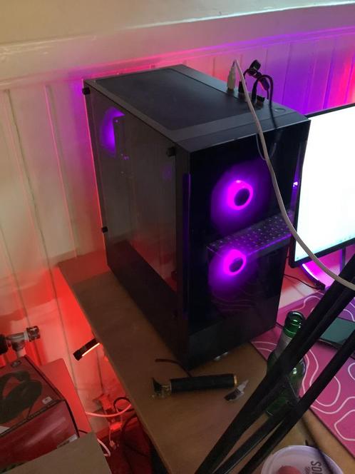 Gaming pc, Computers en Software, Desktop Pc's, Zo goed als nieuw, 4 Ghz of meer, 32 GB, Met videokaart, Gaming, Ophalen of Verzenden