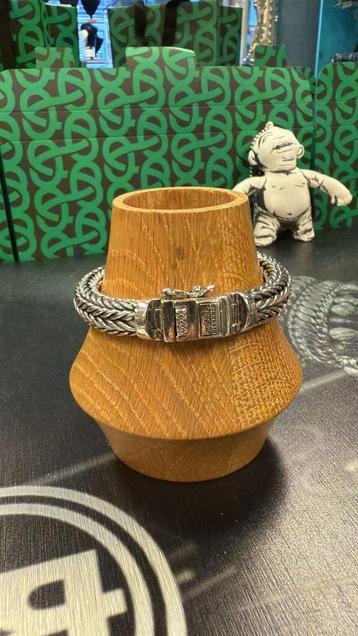 BUDDHA TO BUDDHA ARMBAND TYPE 799 E ELLEN MEDIUM € 499,00 beschikbaar voor biedingen