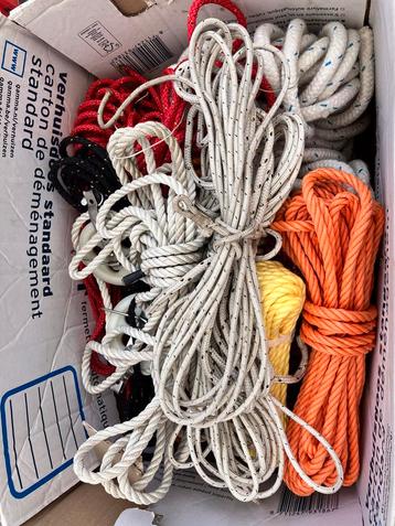 Scheepstouw beschikbaar voor biedingen