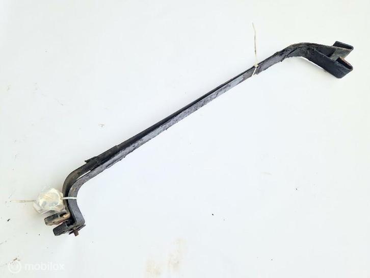 Brandstoftankbeugel set Volvo V70 I AWD ('97-'00) 9470481, Auto-onderdelen, Brandstofsystemen, Volvo, Gebruikt, Ophalen of Verzenden